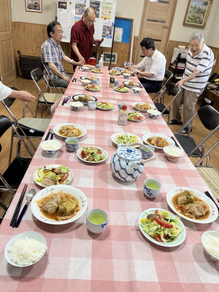 神戸市須磨区・高倉チャペルでは礼拝後の食事会「愛餐会あいさんかい」が開催されます